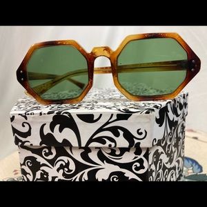 Vintage Foster Grant funky seventies sunglasses